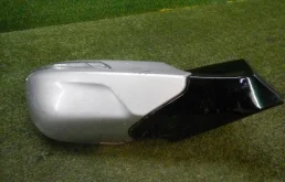 Стекла и зеркала для Hyundai i40 на фотографиях