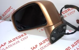 Стекла и зеркала для Nissan Tiida на фотографиях