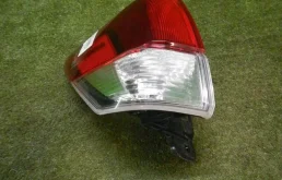 Фонарь левый для Subaru Forester на фотографиях