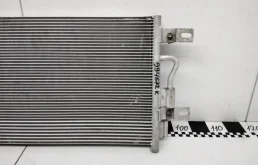 Радиатор охлаждения ДВС для Ford Explorer на фотографиях