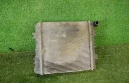 Радиатор охлаждения ДВС для Mercedes-Benz GL class 2015 года на фотографиях