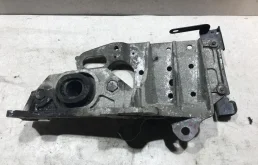 Кронштейн опоры КПП Nissan Qashqai J10