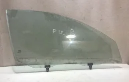 Стекло двери передней правой Nissan Primera P12