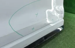 Дверь передняя левая для Audi Q3 2024 года на фотографиях