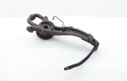 Кулак поворотный правый для Audi Q7 на фотографиях