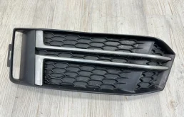 Боковая решетка бампера Audi A4 2015- B9
