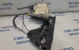 Замок задней левой двери для Audi Q5 2009 года на фотографиях