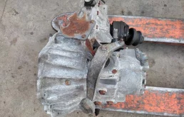 МКПП для Mercedes-Benz Vito 1998 года на фотографиях