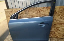Дверь Volvo v40 2014 MV