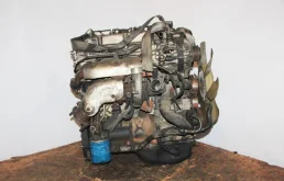 Двигатель для Kia Sorento 2002 года на фотографиях