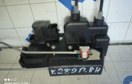 Замок двери SsangYong Actyon C200