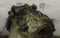 МКПП для Kia Carnival 2002 года на фотографиях