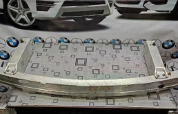 Бампер для BMW 7er 2011 года на фотографиях