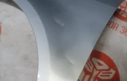 Крылья для Volkswagen Touran 2015 года на фотографиях