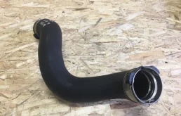 Патрубок интеркулера левый (A2045282582) для Mercedes-Benz C class W204 2007-2014