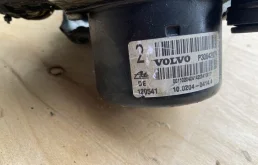 Блок ABS для Volvo XC90 2012 года на фотографиях