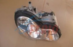 Фара правая для Mercedes-Benz E class на фотографиях