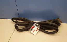 Уплотнитель двери задней правой для Lexus RX XU30 2003-2009