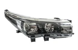 Фары для Toyota Corolla 2016 года на фотографиях