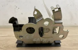 Замок багажника для Audi Q7 на фотографиях