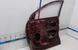 Дверь передняя правая для Toyota RAV4 на фотографиях