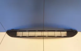 Решётка в бампер центральная для Toyota RAV 4 2013-2019