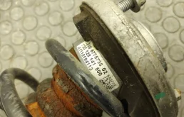 Пружина амортизатора задняя для BMW 5er 2012 года на фотографиях