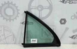 Стекло задней левой двери треугольник Mercedes-benz 2003 W203