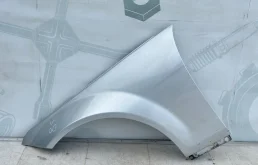 Крыло переднее левое Mercedes-benz 2008 W204