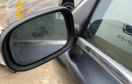Зеркальный элемент левый для Volvo S60 на фотографиях