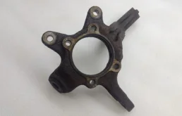 Кулак передний правый для Suzuki Grand Vitara 2005-2014