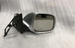 Зеркало боковое правое для Audi Q7 2006 года на фотографиях