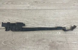 Уплотнитель (внутри) VW Touareg 2003-2010 7L