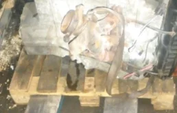 Двигатель без навесного для Chrysler 300C 2011 года на фотографиях