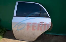Дверь задняя левая для Toyota Corolla 2011 года на фотографиях