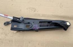 Ремень безопасности передний правый для Volvo XC90 на фотографиях