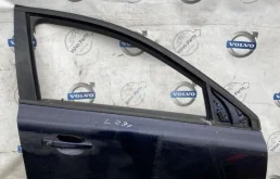 Двери для Volvo XC70 2014 года на фотографиях