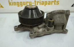 Насос охлаждающей жидкости ДВС(Помпа) для BMW X3 2012 года на фотографиях