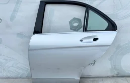 Дверь задняя левая Mercedes-benz 2010 W204