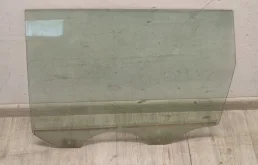 Стекло двери VW Touareg 2003-2010 7L