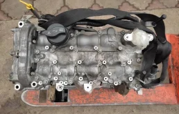 Двигатель без навесного для Mercedes-Benz GLA class на фотографиях