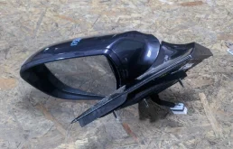 Стекла и зеркала для Hyundai i40 на фотографиях