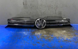 Решетка радиатора Volkswagen Golf 6