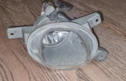 Противотуманка (ПТФ) передняя левая для Volvo XC70 SZ 2000-2007