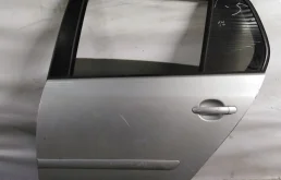 Дверь VOLKSWAGEN GOLF 5 2003- задняя левая серебро Б/У GOLF 5(2004-2009)