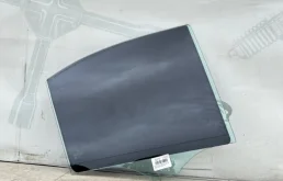 Стекло задней правой двери опускное Mercedes-benz 2006 W203