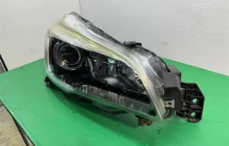 Фара FR LED ПУСТАЯ 2015-2018 (БЕЗ ЛАМП И БЛОКА) УЦЕНКА сломано длинное ухо на крыло, ухо есть