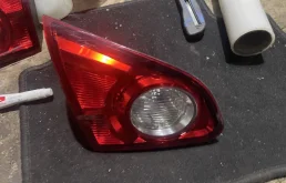 фонарь в крышку задний левый nissan qashqai J10