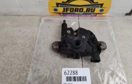 Замок капота Ford Focus 2 2007 CB4