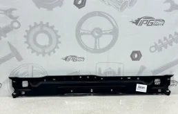 Передняя панель верхняя часть Mercedes-benz W204